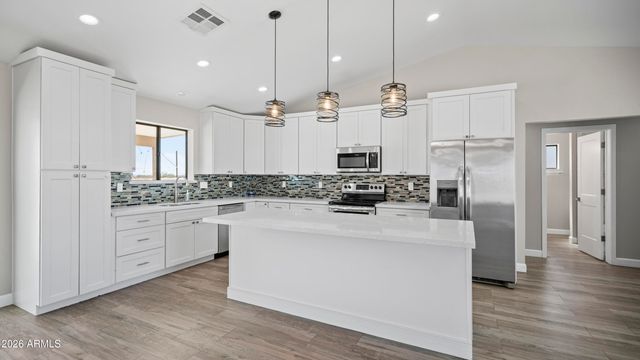36211 W GLOBE Avenue, Tonopah, AZ 85354