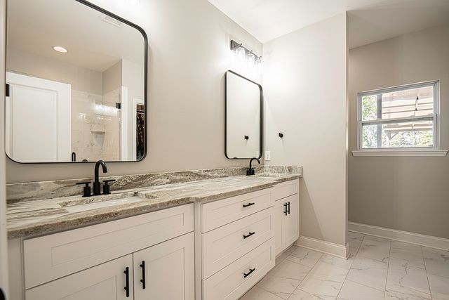 155 Battleview Dr, Ringgold, GA 30736