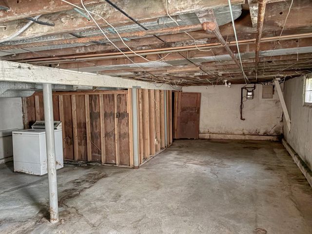 334 E Baltimore Boulevard, Flint, MI 48505