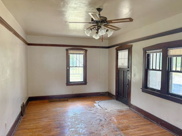 334 E Baltimore Boulevard, Flint, MI 48505