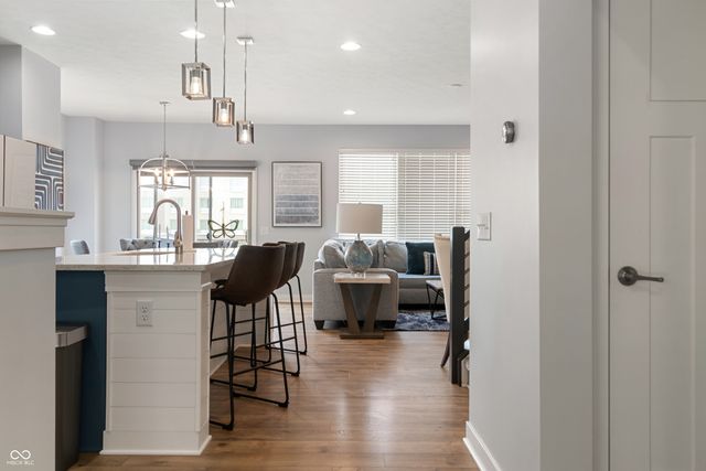1282 Fairfax Manor Drive, Carmel, IN 46032