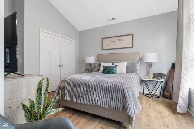 1282 Fairfax Manor Drive, Carmel, IN 46032