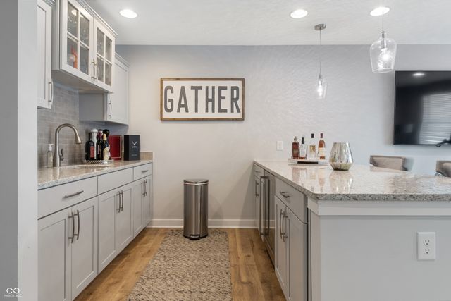 1282 Fairfax Manor Drive, Carmel, IN 46032