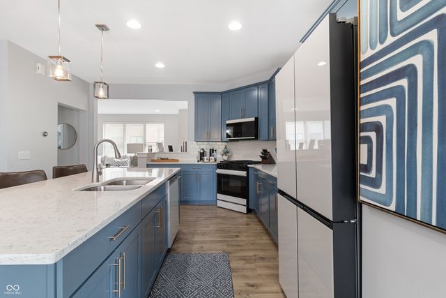1282 Fairfax Manor Drive, Carmel, IN 46032
