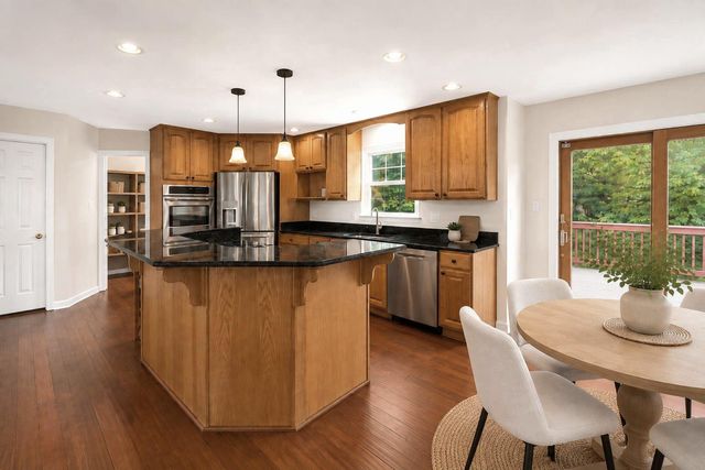 10095 POST OAK TER, Manassas, VA 20110