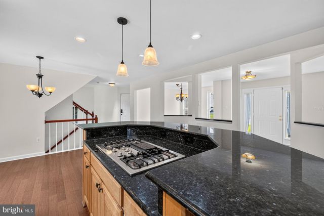 10095 POST OAK TER, Manassas, VA 20110