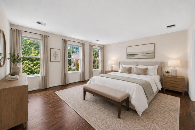 10095 POST OAK TER, Manassas, VA 20110