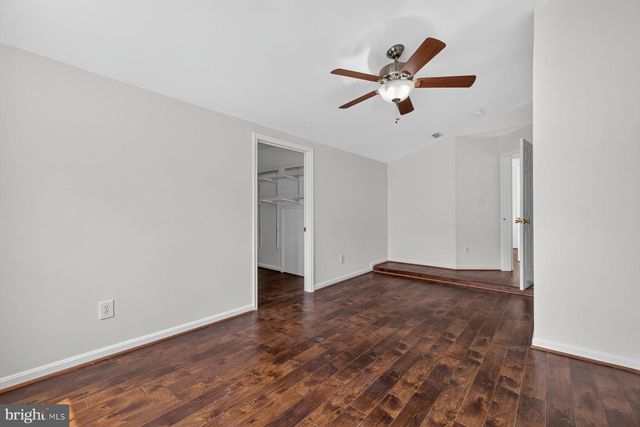 10095 POST OAK TER, Manassas, VA 20110