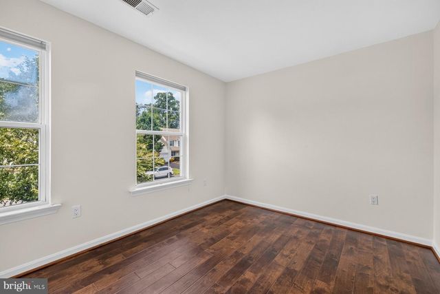 10095 POST OAK TER, Manassas, VA 20110