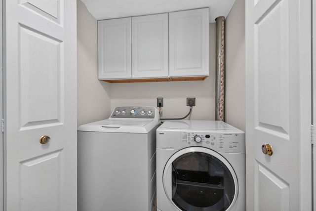 10095 POST OAK TER, Manassas, VA 20110