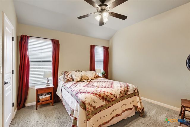 2262 Sun Chase Boulevard, New Braunfels, TX 78130
