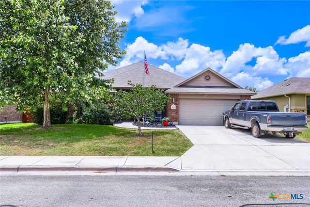 2262 Sun Chase Boulevard, New Braunfels, TX 78130
