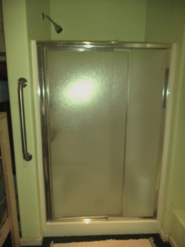 911 S Powell Road, Essexville, MI 48732