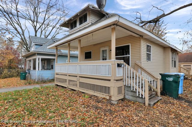 910 S Holmes Street, Lansing, MI 48912