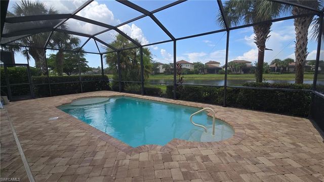 4339 Bismark WAY, Naples, FL 34119