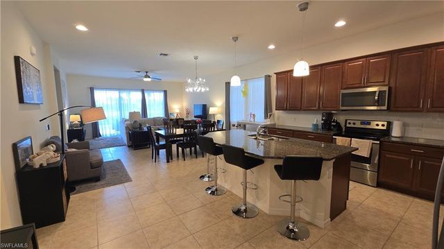 4339 Bismark WAY, Naples, FL 34119