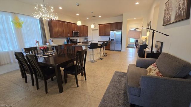 4339 Bismark WAY, Naples, FL 34119