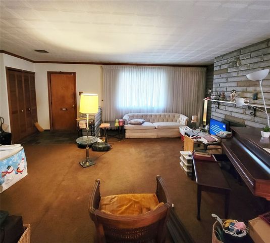7016 Frankstown Ave, Homewood Brushton, PA 15208
