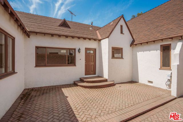 837 S Spaulding Avenue, Los Angeles, CA 90036