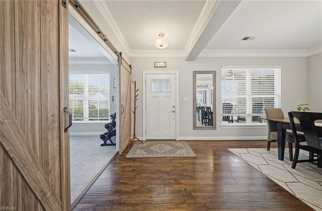3204 Hector LN, Chesapeake, VA 23323