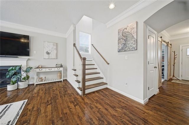 3204 Hector LN, Chesapeake, VA 23323