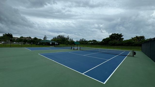 19103 NE 8th Court, Miami, FL 33179