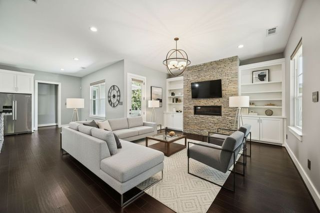 389 Jordan Farm Circle, Rockwall, TX 75087