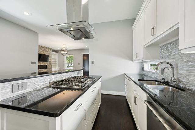 389 Jordan Farm Circle, Rockwall, TX 75087