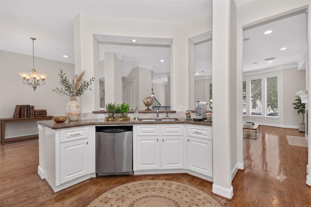 1318 Goliad Street, Houston, TX 77007