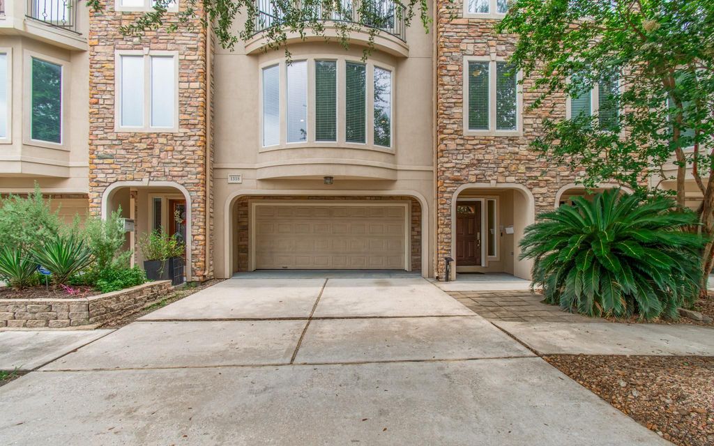 1318 Goliad Street, Houston, TX 77007