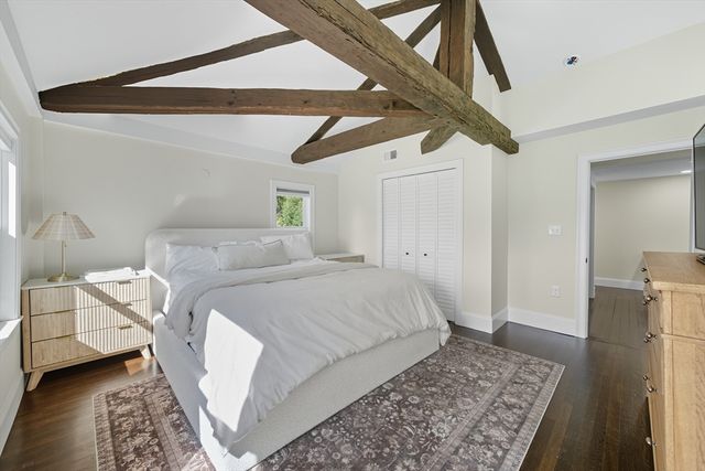 400 Adams St A, Milton, MA 02186