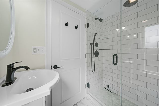 400 Adams St A, Milton, MA 02186