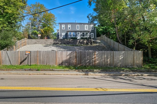 400 Adams St A, Milton, MA 02186