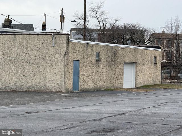 2612-18 BRIDGE ST, Philadelphia, PA 19137