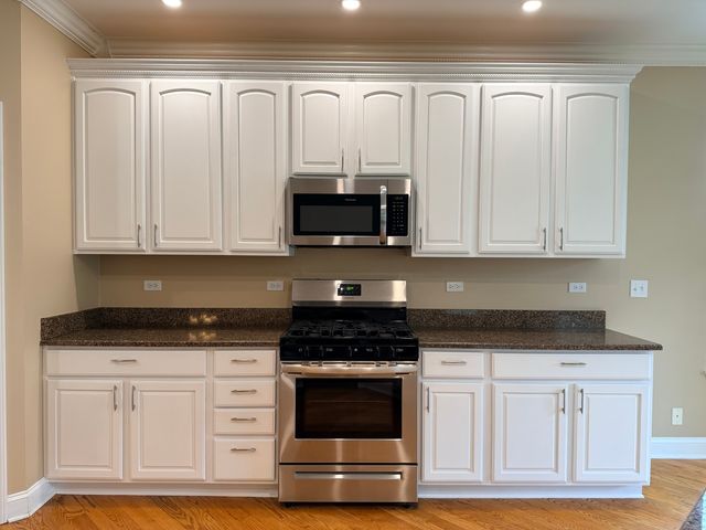 1873 Crenshaw Circle 1873, Vernon Hills, IL 60061