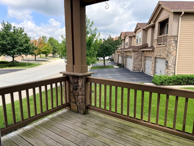1873 Crenshaw Circle 1873, Vernon Hills, IL 60061