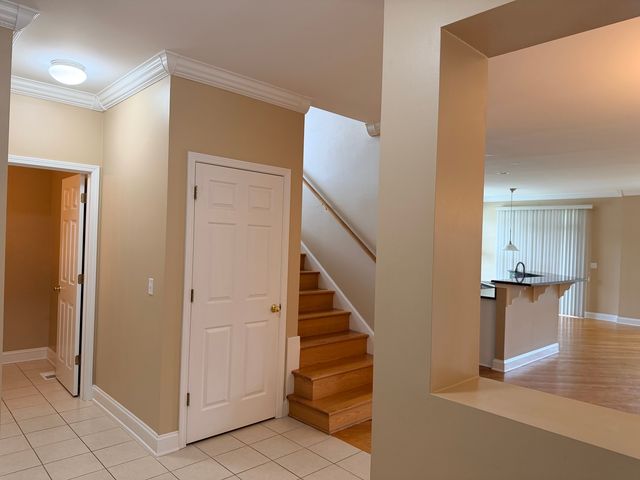 1873 Crenshaw Circle 1873, Vernon Hills, IL 60061