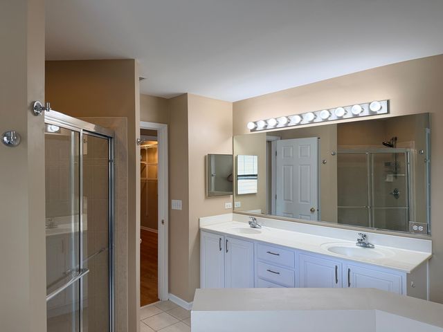 1873 Crenshaw Circle 1873, Vernon Hills, IL 60061