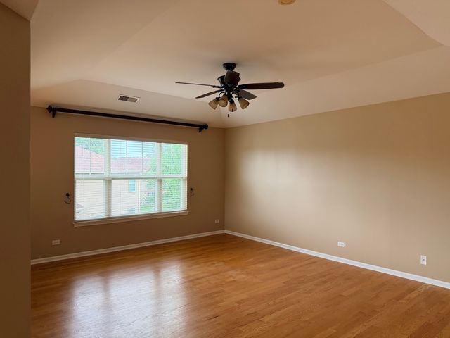 1873 Crenshaw Circle 1873, Vernon Hills, IL 60061