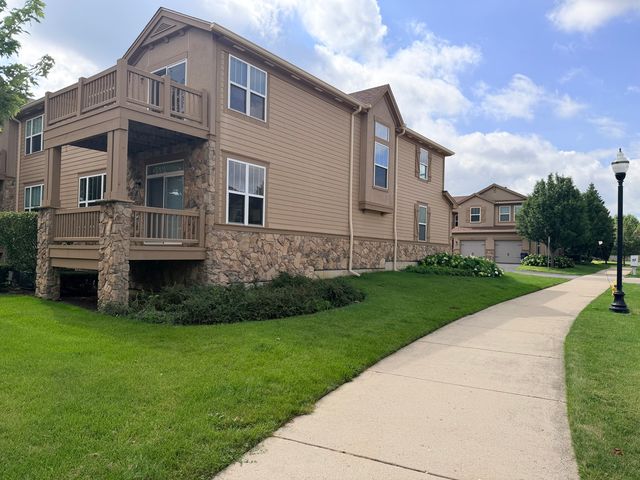 1873 Crenshaw Circle 1873, Vernon Hills, IL 60061