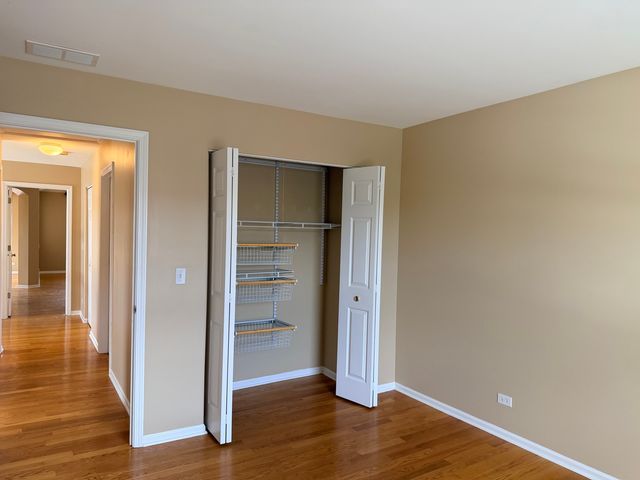 1873 Crenshaw Circle 1873, Vernon Hills, IL 60061