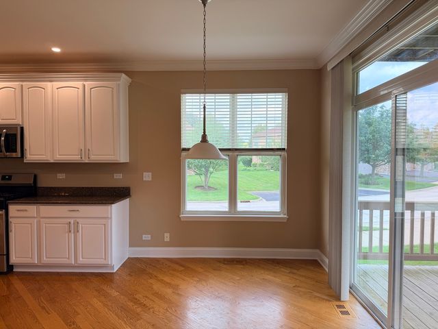 1873 Crenshaw Circle 1873, Vernon Hills, IL 60061