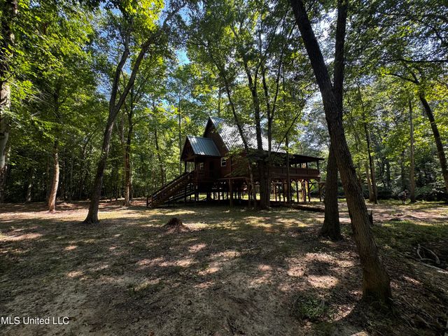 2895 Sain Road, Bolivar, TN 38725