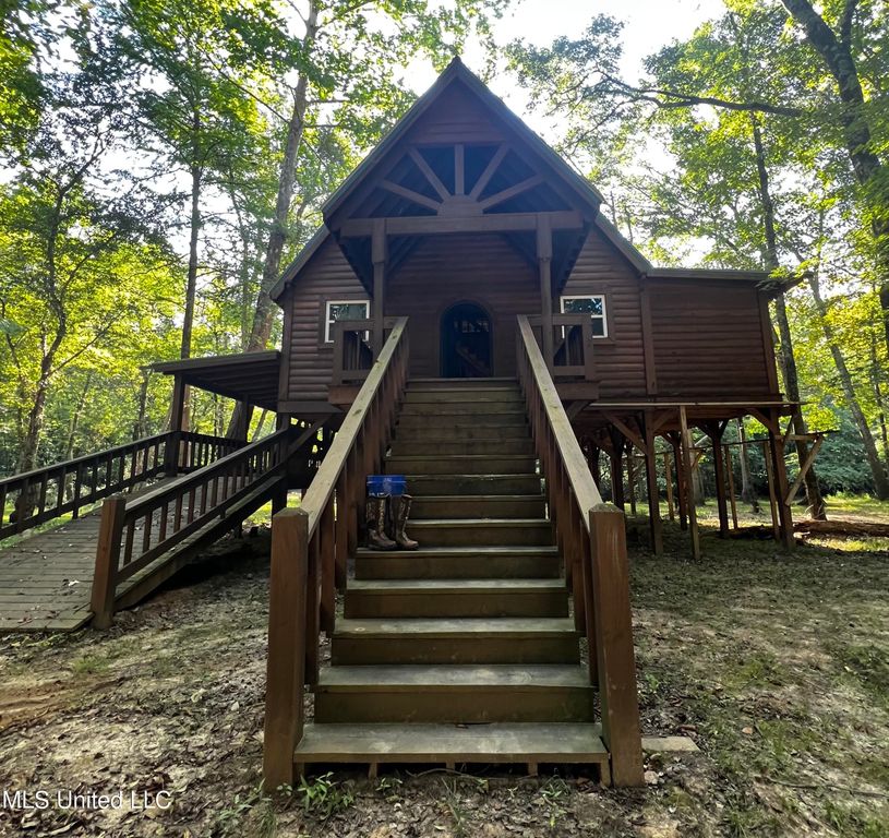 2895 Sain Road, Bolivar, TN 38725