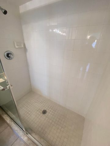 1100 S CRESTWOOD Court S 1117, Royal Palm Beach, FL 33411