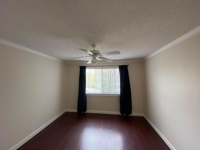 1100 S CRESTWOOD Court S 1117, Royal Palm Beach, FL 33411