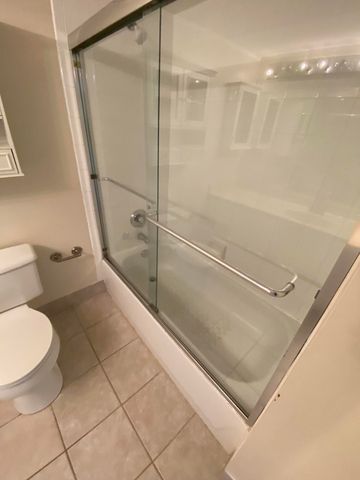 1100 S CRESTWOOD Court S 1117, Royal Palm Beach, FL 33411
