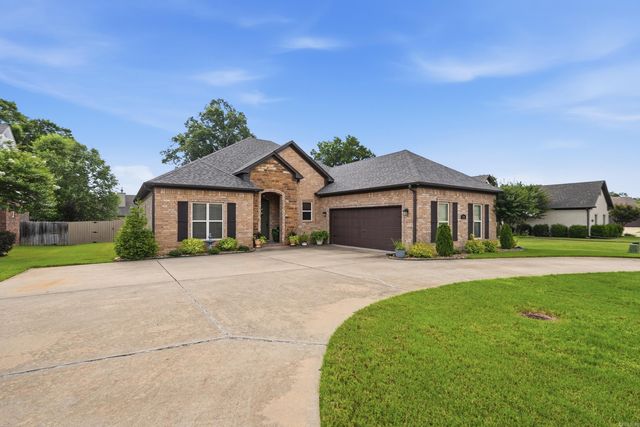 310 Vintage Cove, Conway, AR 72034