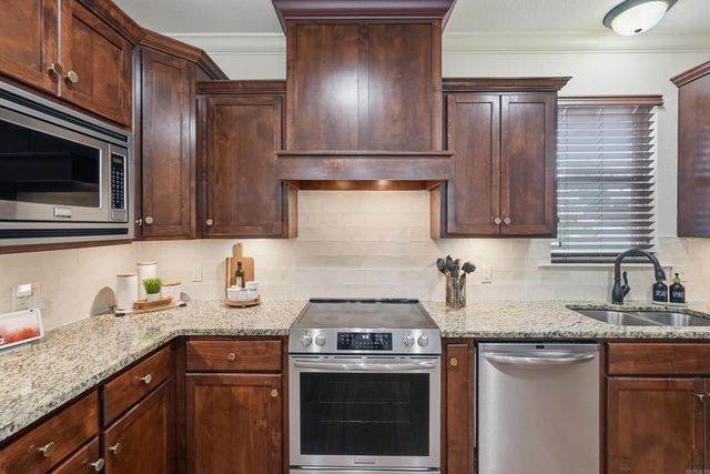 310 Vintage Cove, Conway, AR 72034