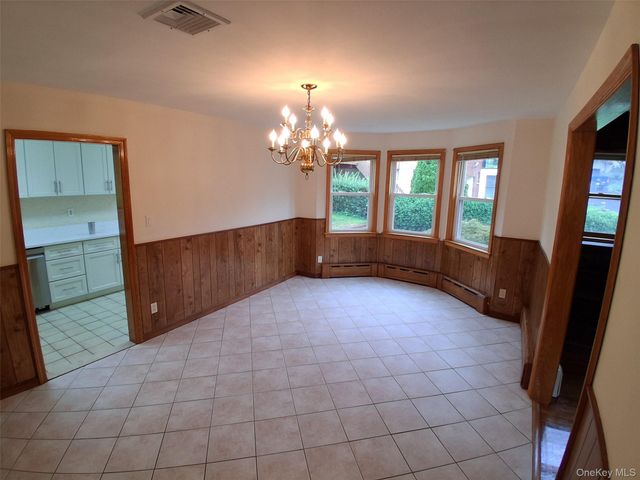 16 Richardson Place, Eastchester, NY 10709